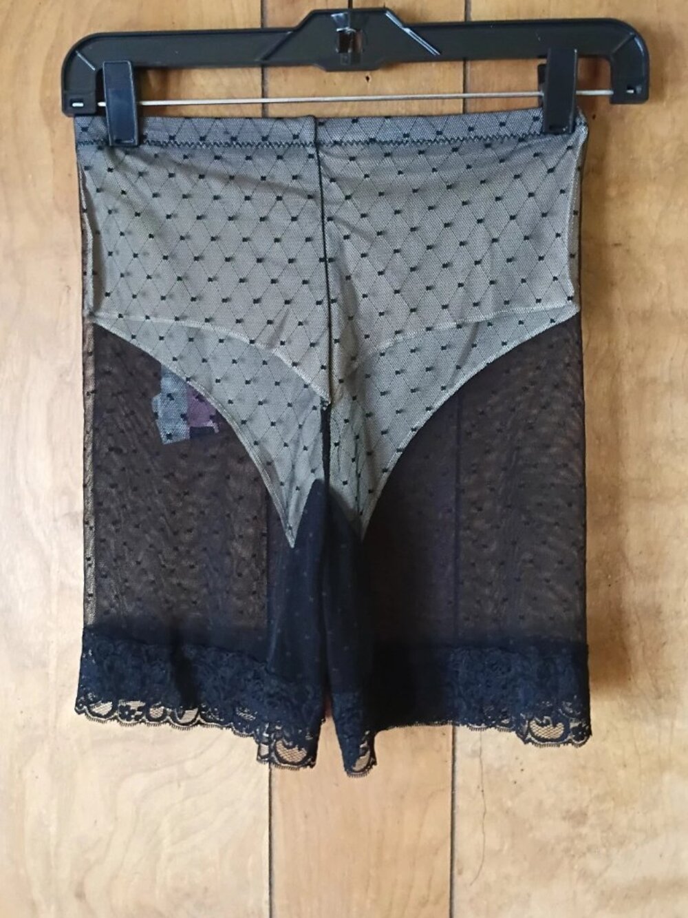 Shape Luxe Shaping Shorts Size L Black Nude Tummy Control Slim Smooth NWT